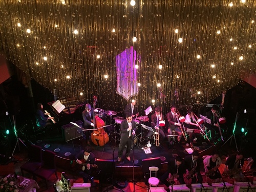 本格ライブ可能 人気オプション バンド演奏パック の料金 プラン ライブ パーティー クラブ月世界 ライブアンドパーティークラブゲッセカイ 三宮の 結婚式二次会ご相談受付中 ぐるなびウエディング