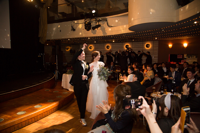 フォトギャラリー ライブ パーティー クラブ月世界 ライブアンドパーティークラブゲッセカイ 三宮の結婚式二次会ご相談受付中 ぐるなびウエディング