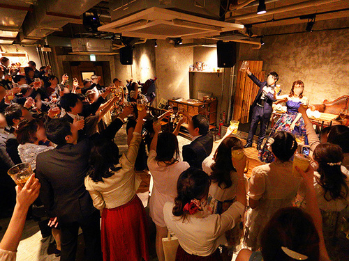 Djブース無料 ライブ演奏もできるパーティープランの料金 プラン Rans The Moon ランズ ザ ムーン ランズザ ムーン 鎌倉の 結婚式二次会ご相談受付中 ぐるなびウエディング